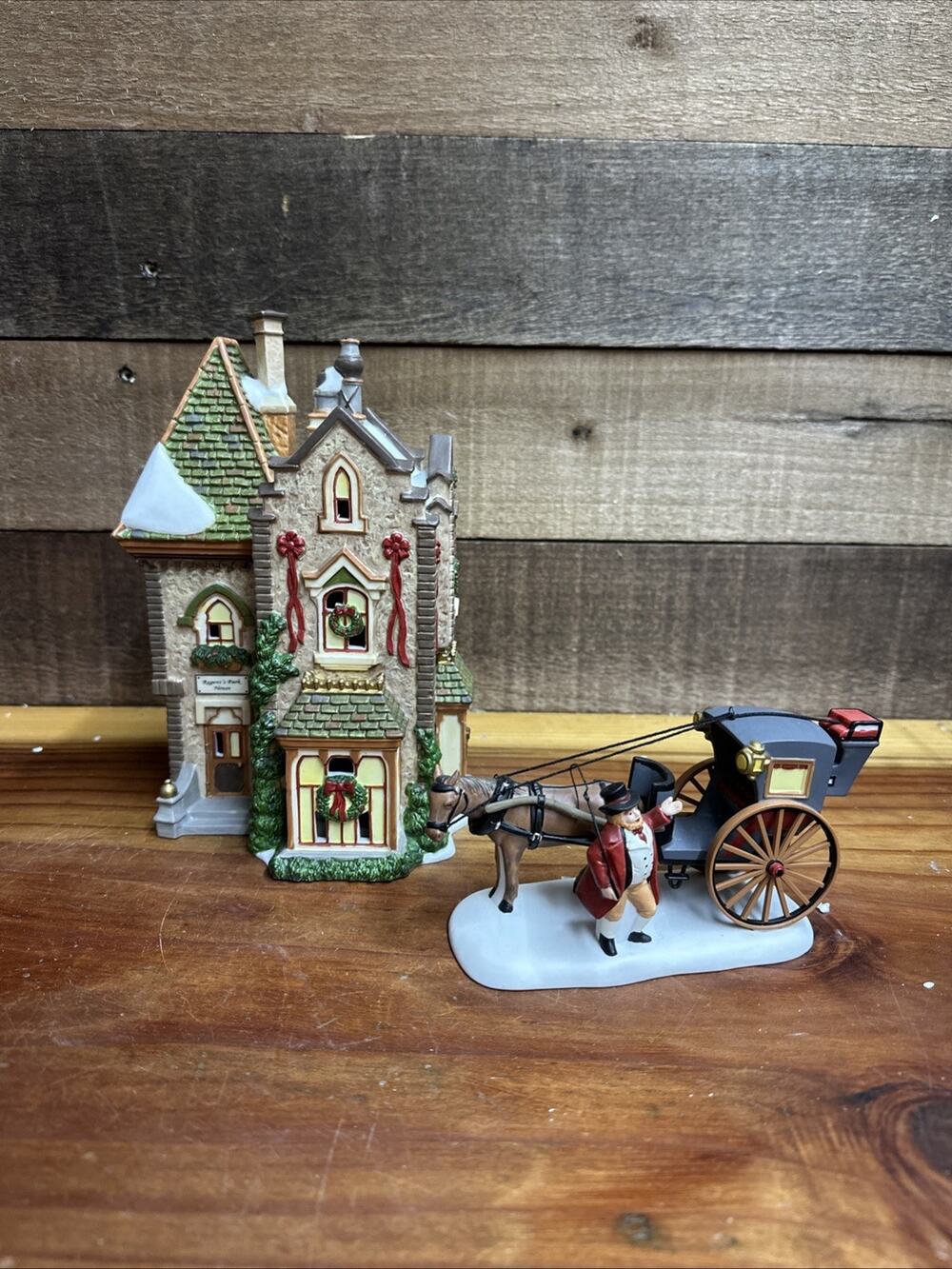 Dept 56 Christmas At Regent's Park House & Carriage Dickens' Village In Box